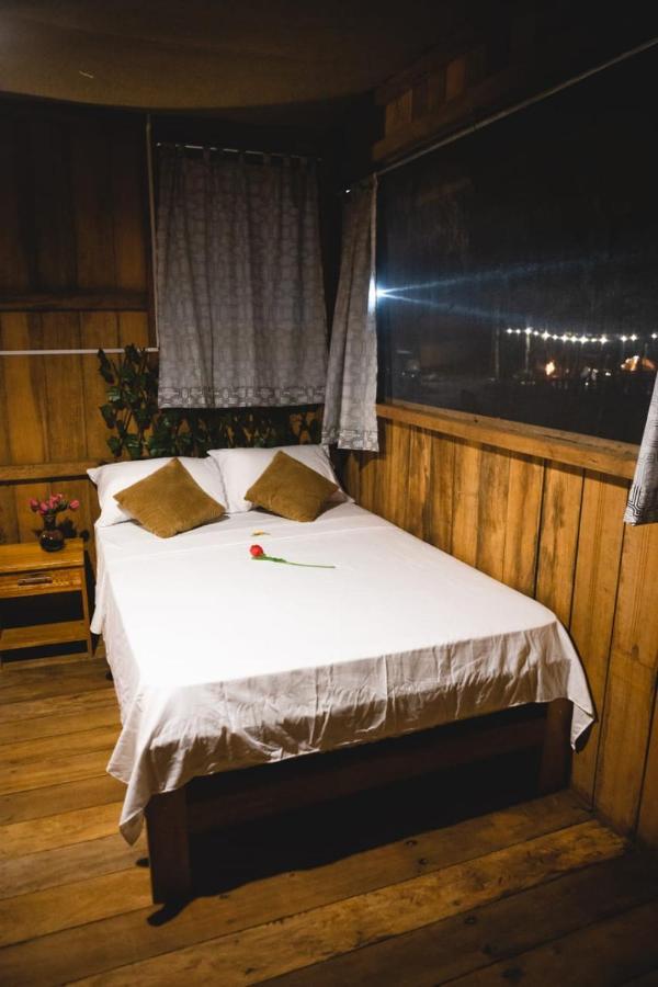 Pampa Hermosa Lake Resort 푸에르토말도나도 외부 사진